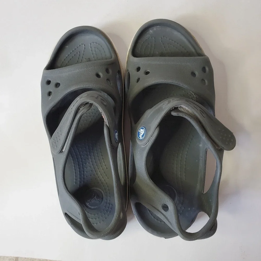 Crocs‎ Kids Crocband II Open Toe Sandal Shoes,Gray/White Size 13